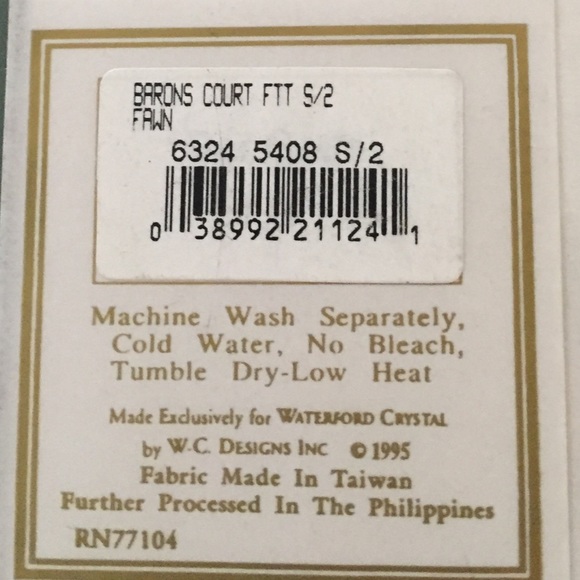 NWT Waterford set of 2 fingertip towels 14x20 - Picture 4 of 5